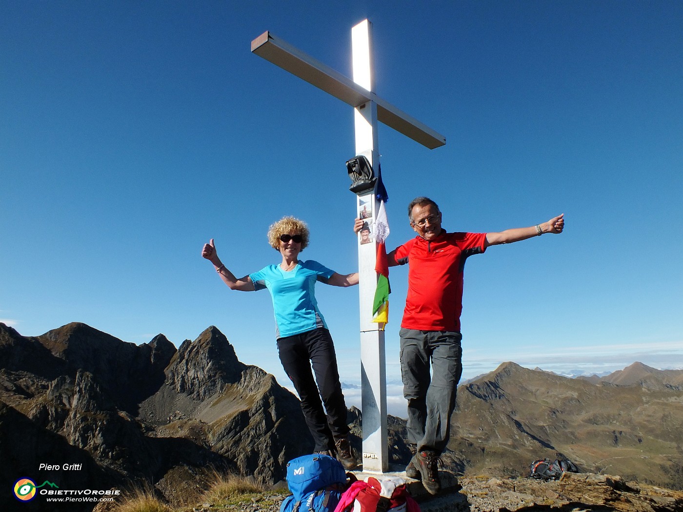 04 In vetta a Cima Piazzotti o di di Val Pianella (2349 m).JPG
